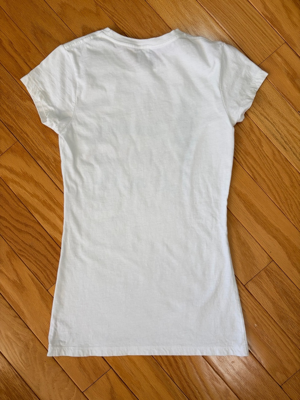 Harley Quinn White Short Sleeve Graphic Tee - Somebody in Arkham City Loves Me - Picture 5 of 6
